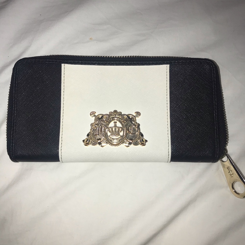 Juicy Couture wallet